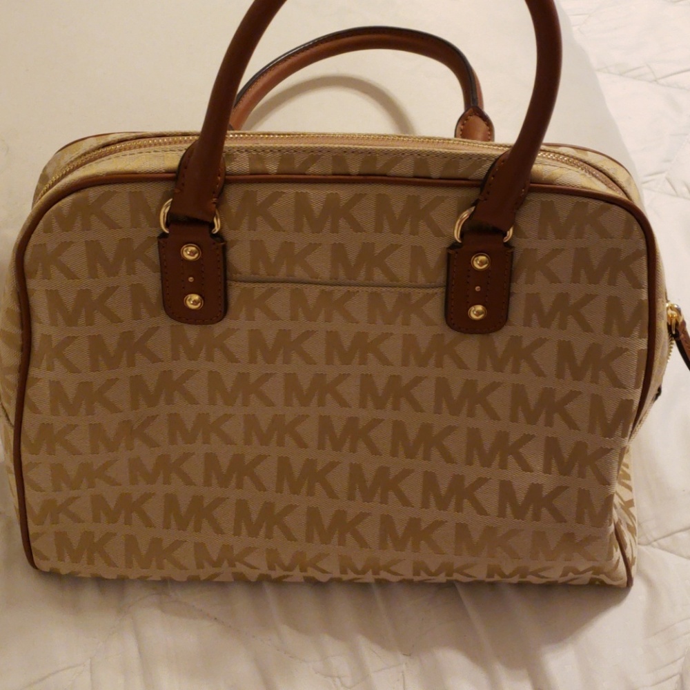 Michael kors bag